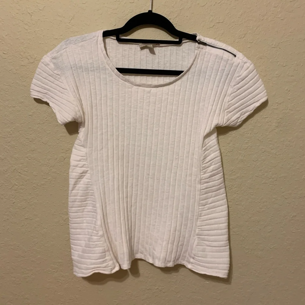 •Anthropologie• Bordeaux White Zipper shirt Sz M! - Picture 5 of 12